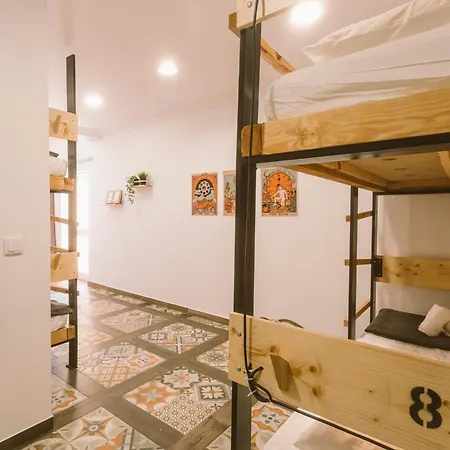 Hostel Cliff Surf House *