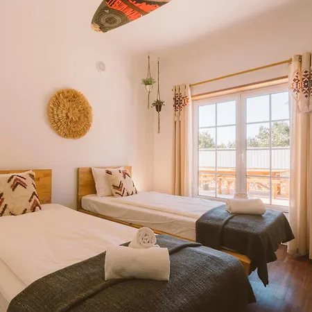 Hostel Cliff Surf House *