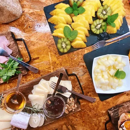 Vandrerhjem Cliff Surf House