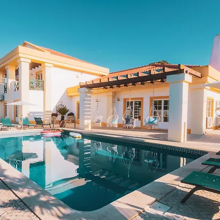 Hostel Cliff Surf House A dos Cunhados