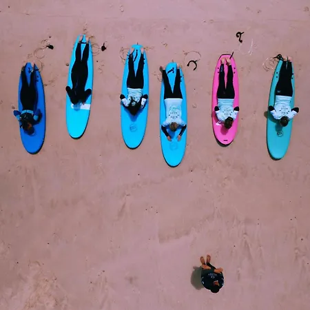 Vandrerhjem Cliff Surf House