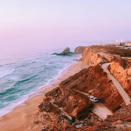 Vandrerhjem Cliff Surf House A dos Cunhados
