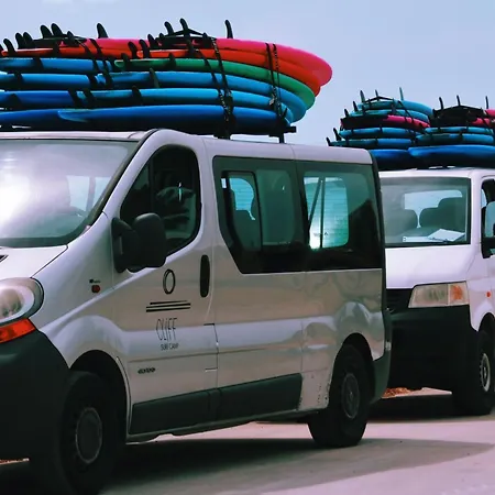 Vandrerhjem Cliff Surf House *