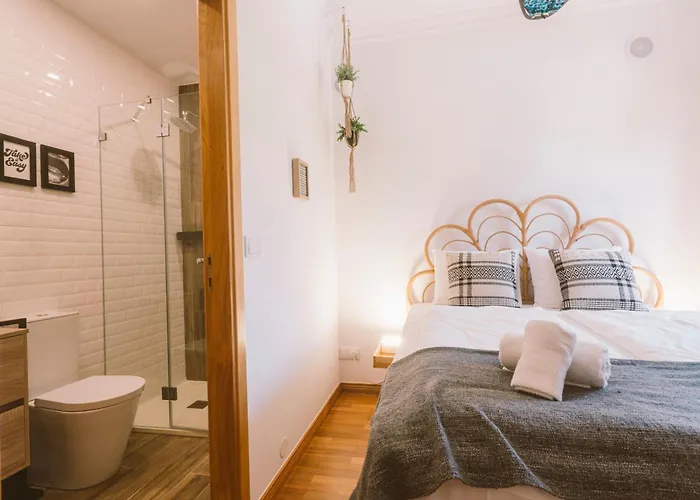 Cliff Surf House אכסניה אה דוס קונהאדוס