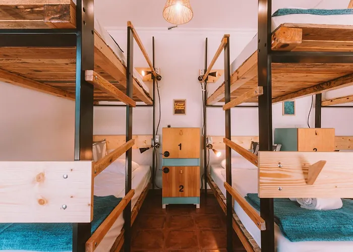 אכסניה Cliff Surf House אה דוס קונהאדוס